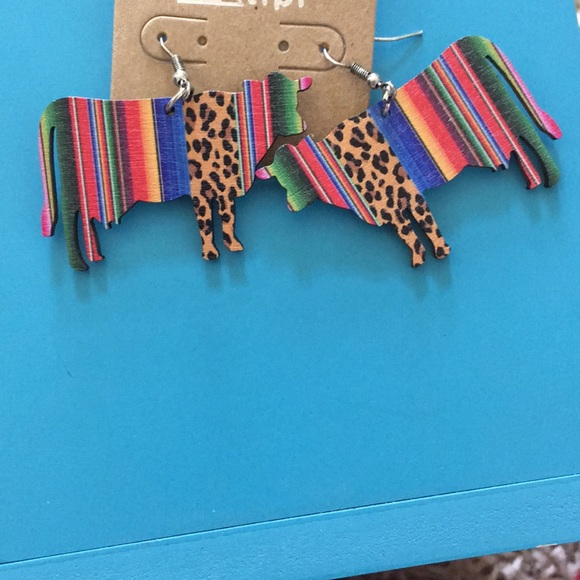 Jewelry - 1 LEFT!! Western cow earrings 🐄
